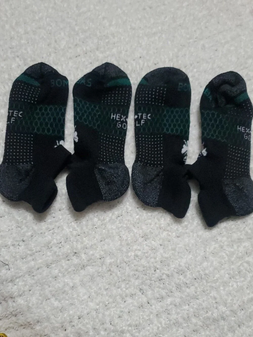 Bombas Low-Cut HEXTEC GOLF Athletic Socks in Black and Teal